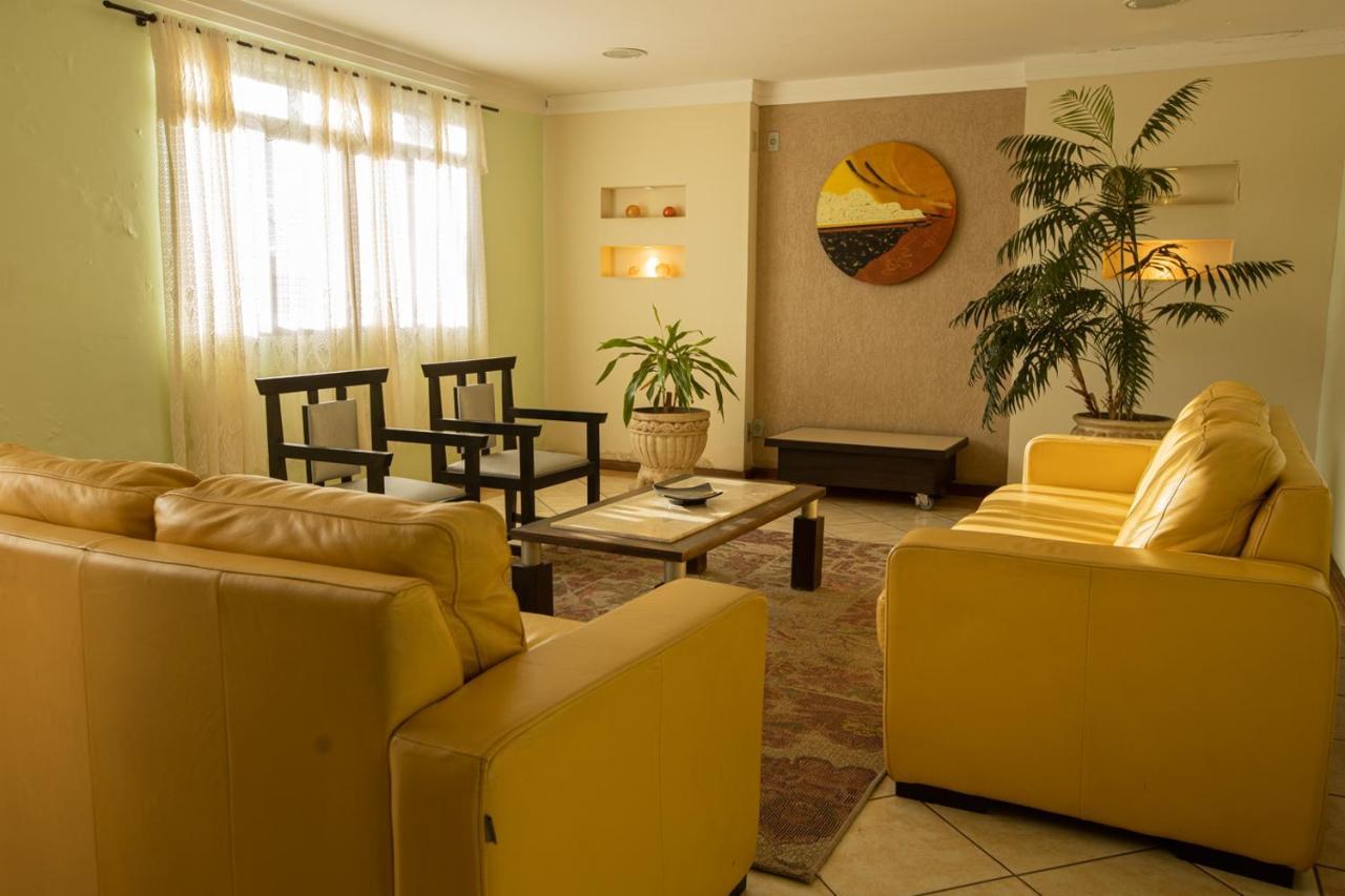 BM Hotel São Sebastião do Paraíso Buitenkant foto